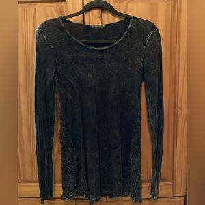 T –Party Black Lace Long Sleeve Blouse/Size Small